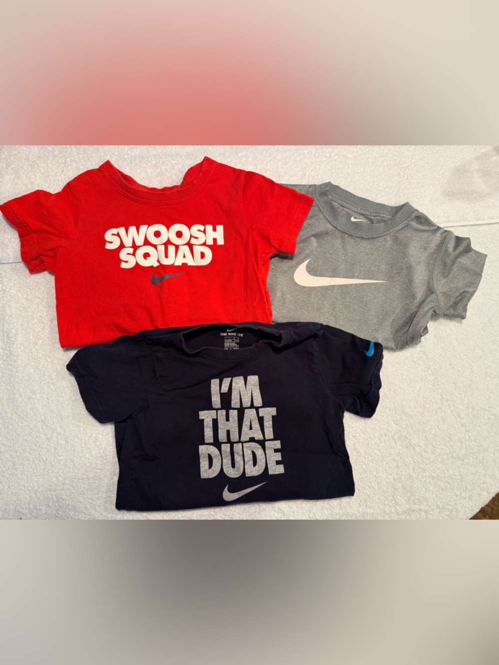 Bundle of 3 boys Nike Short Sleeve Tee Shirts, Red, Gray & Navy - size 6-7